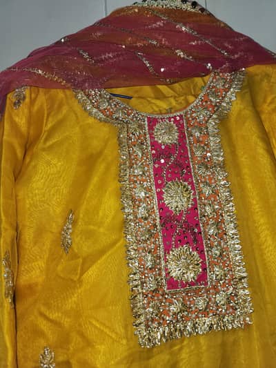 mehndi/ mayon beautiful dress availbale