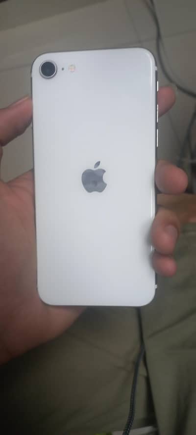 Apple iPhone SE