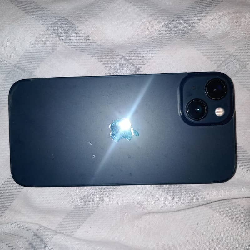 Apple iPhone 13 1
