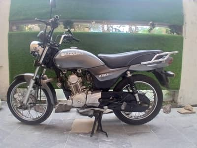 suzuki 110 grey