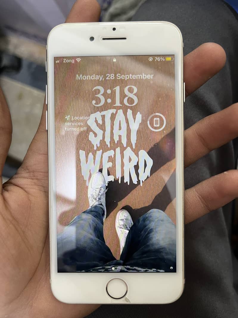 Apple iPhone 8 1