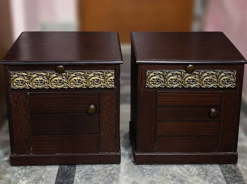 Bed, Side Tables, Dressing Table 1
