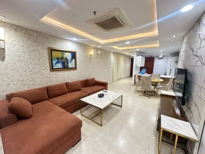 One bed room with sunet view At Gold Crest Mall On Daily basis