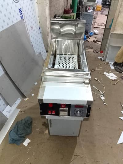 Burger counter + Fryer