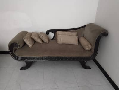 Solid wood deewan