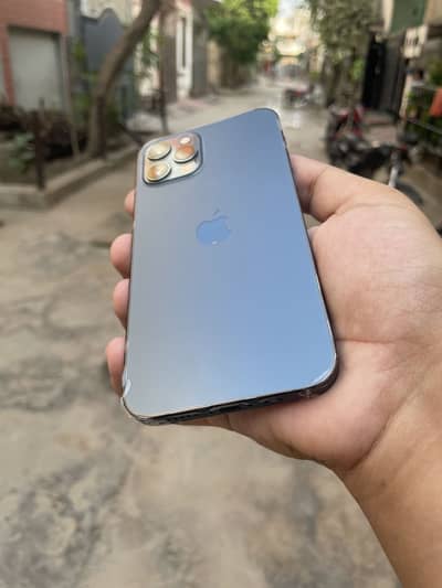 Apple iPhone 12 Pro