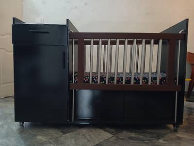 Wooden Baby Cot with  Moveable Tires - 4x