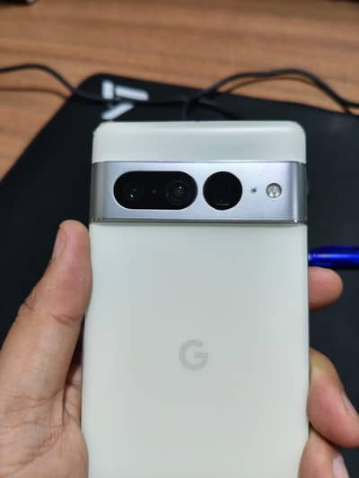 Google Pixel 7 Pro 256GB – Excellent Condition