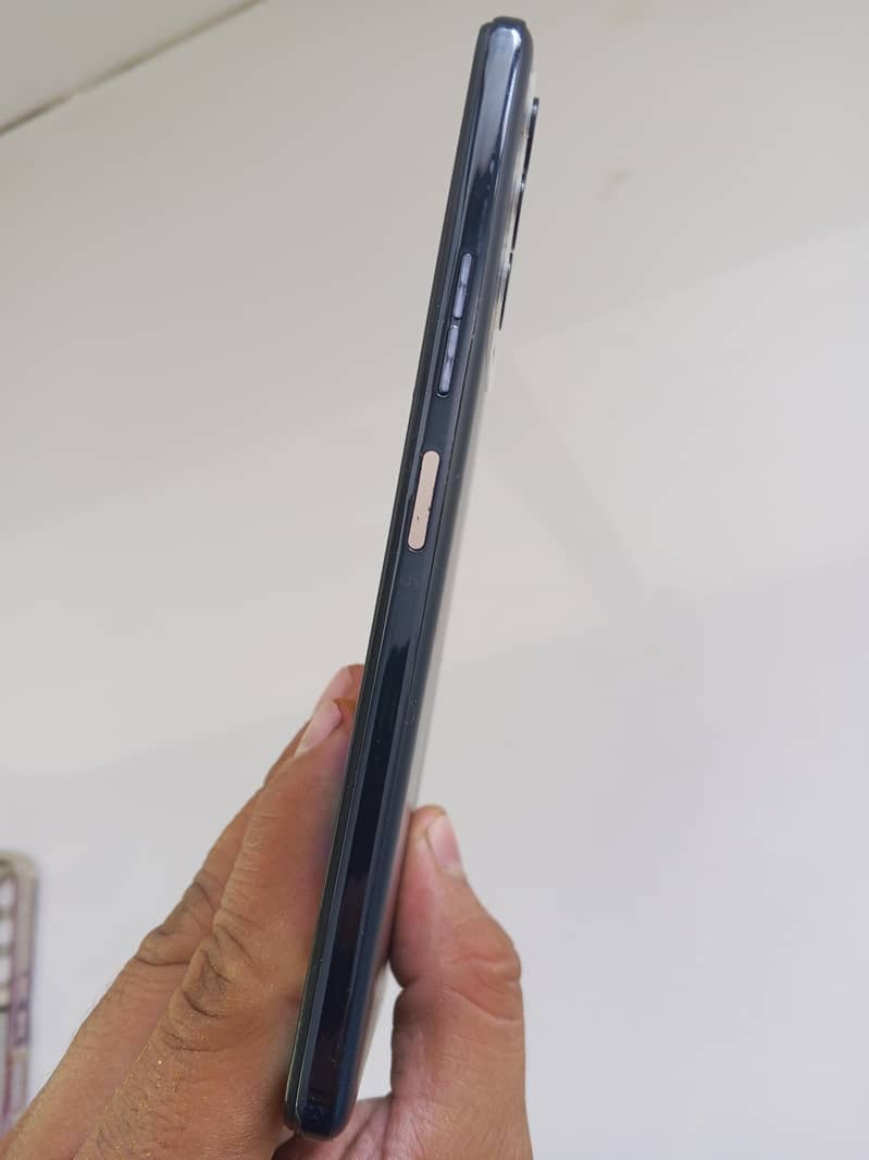 Tecno Camon 18P 4
