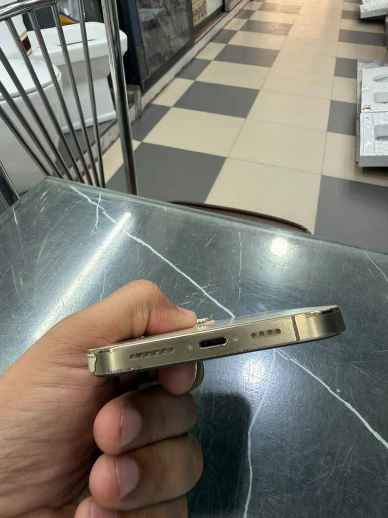 Apple iPhone 12 Pro Max 5