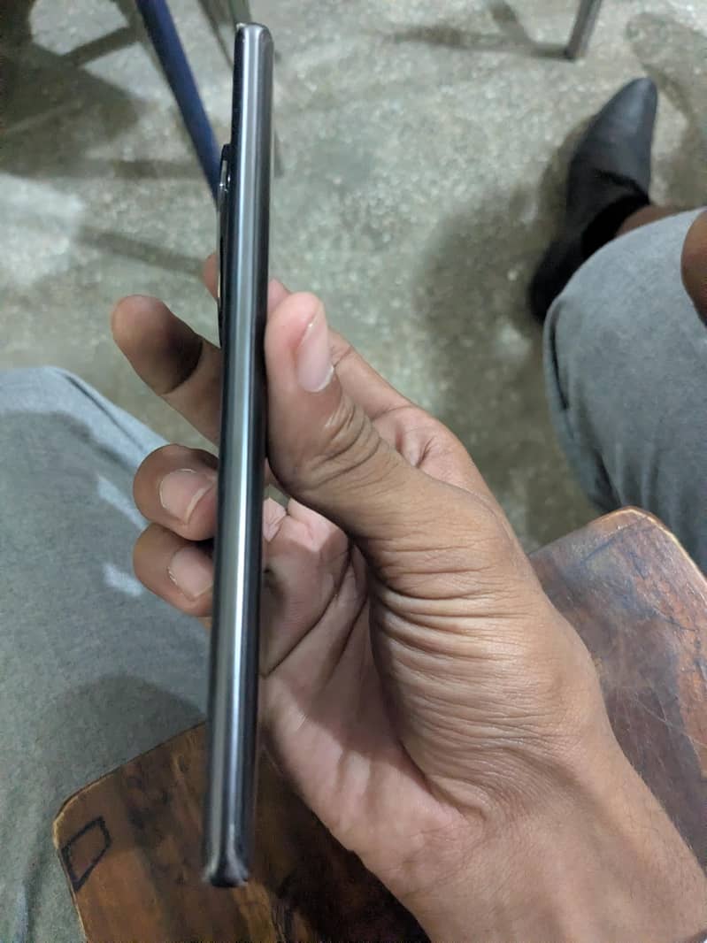 Infinix Zero 40 4