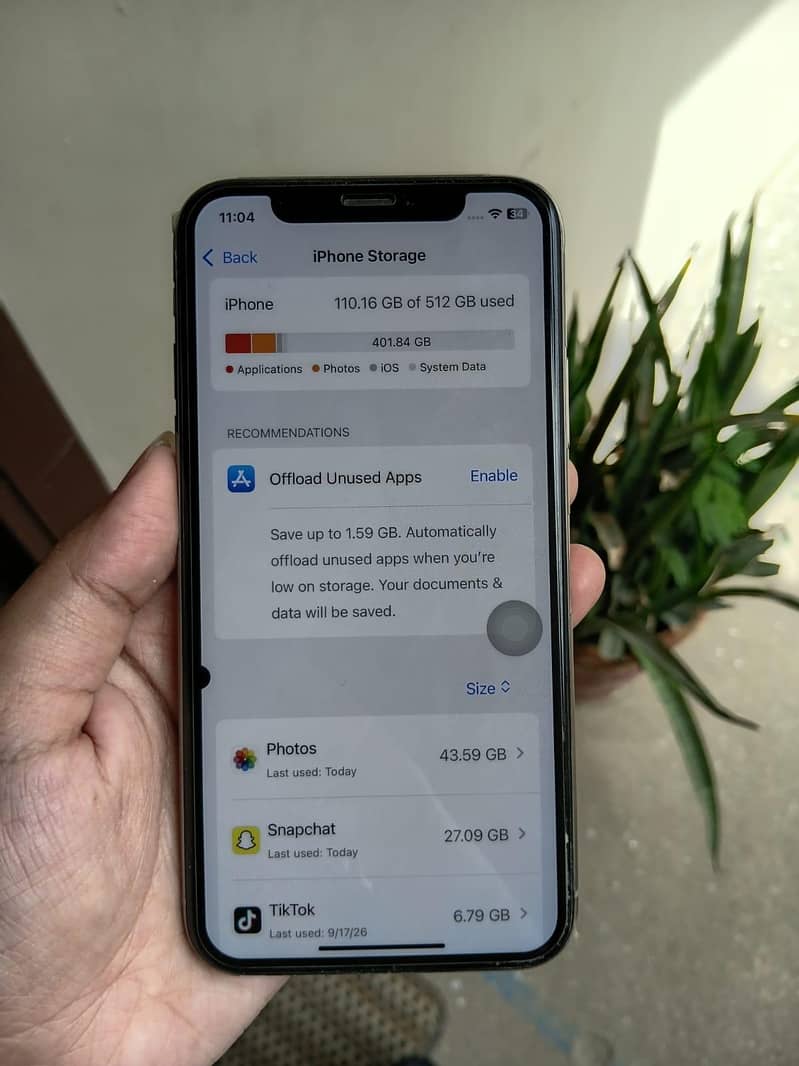 Apple iPhone XS 3