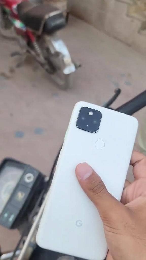 Google Pixel 4a 7