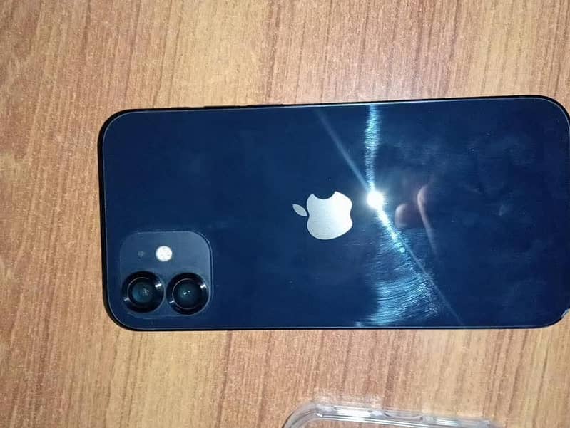 Apple iPhone 12 3