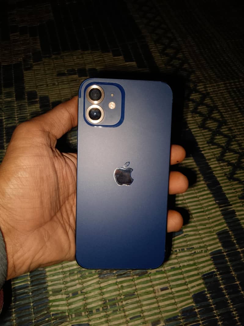 Apple iPhone 12 5