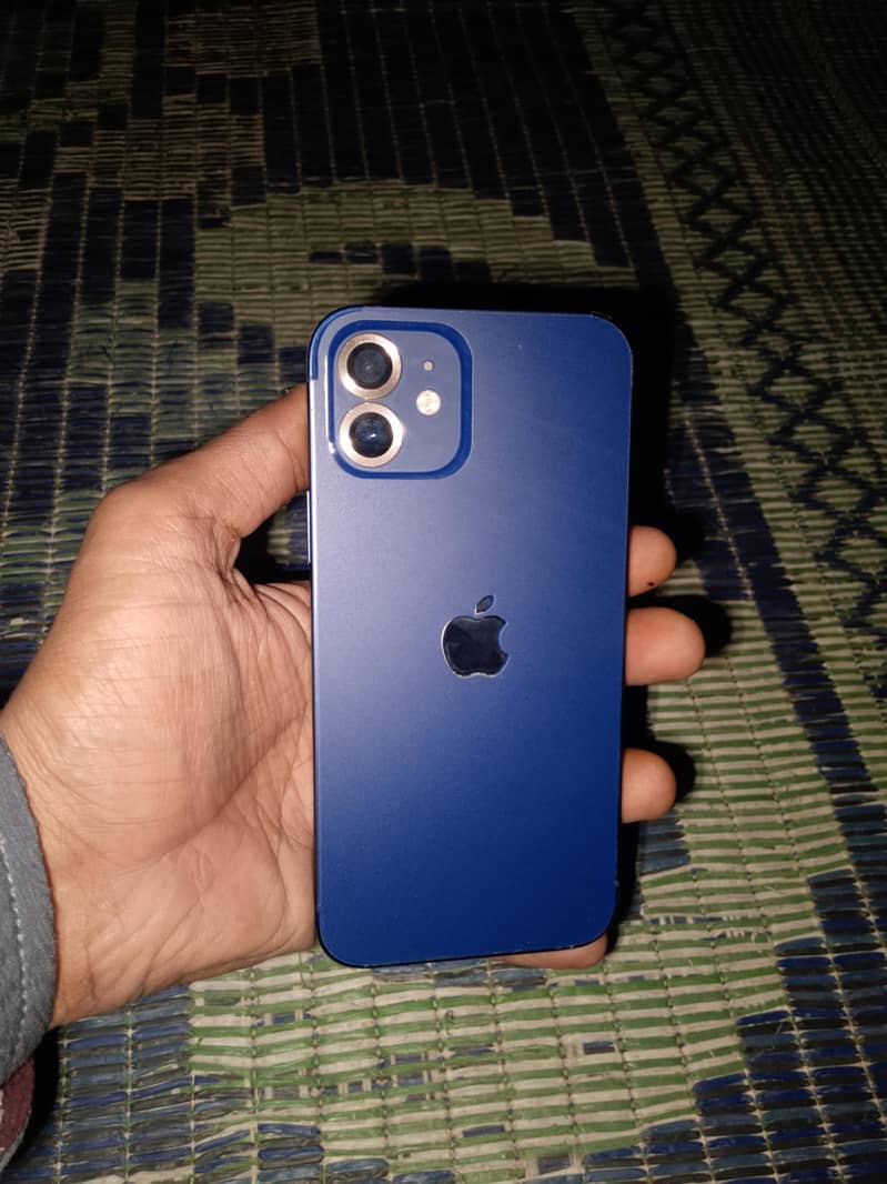 Apple iPhone 12 9
