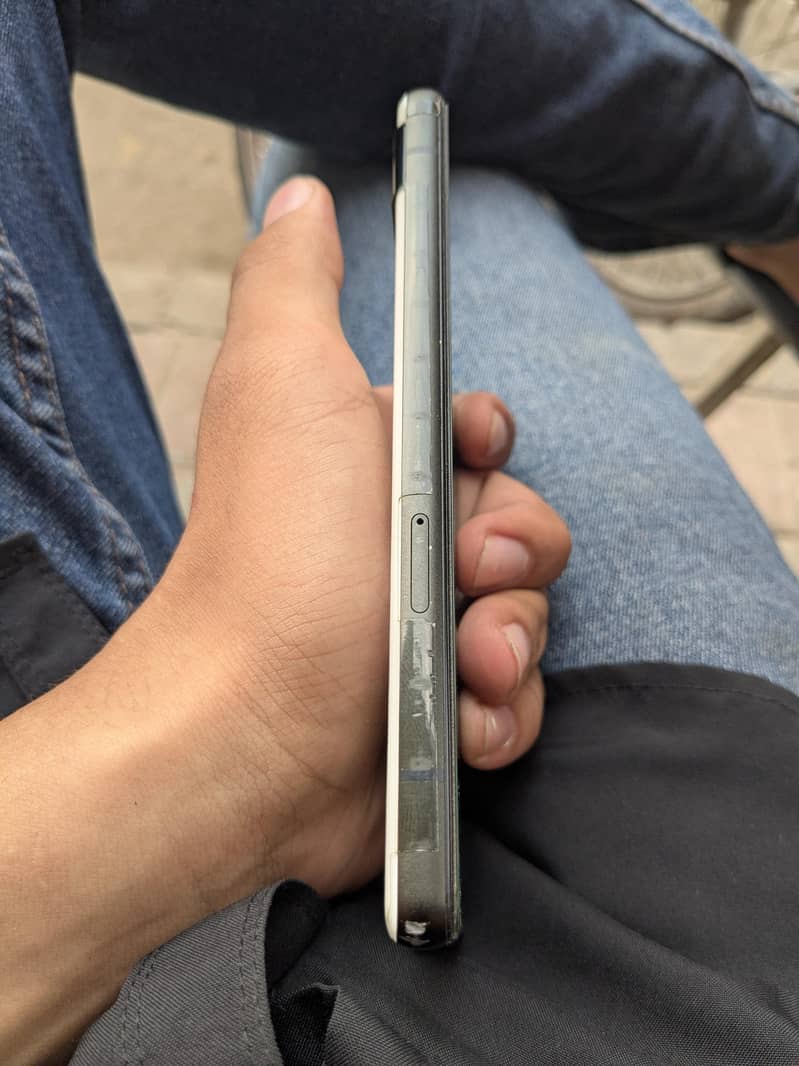 Google Pixel 6a 4