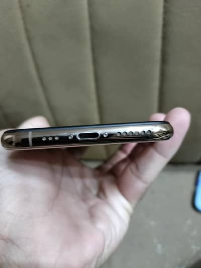 Apple iPhone XS Sim time available 2 months