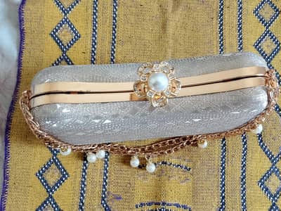 hand bag with ring hold