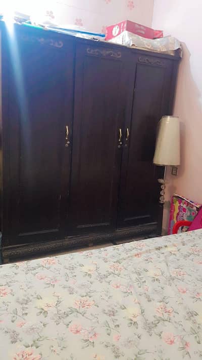 WARDROBE 3 DOOR