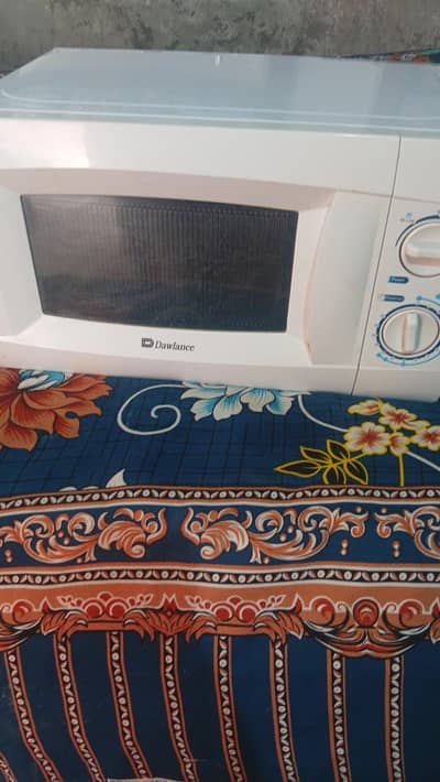 microwave oven