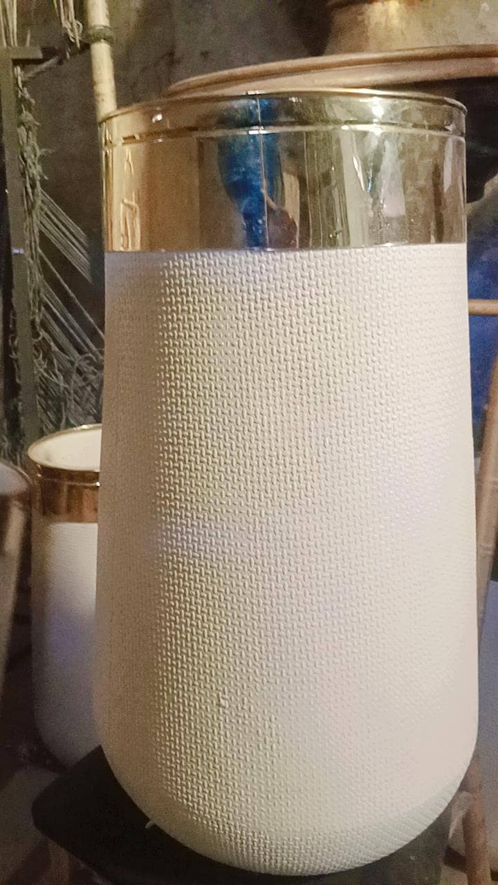 decor and 0