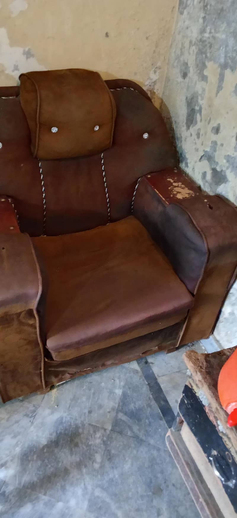 sofas for sell 2