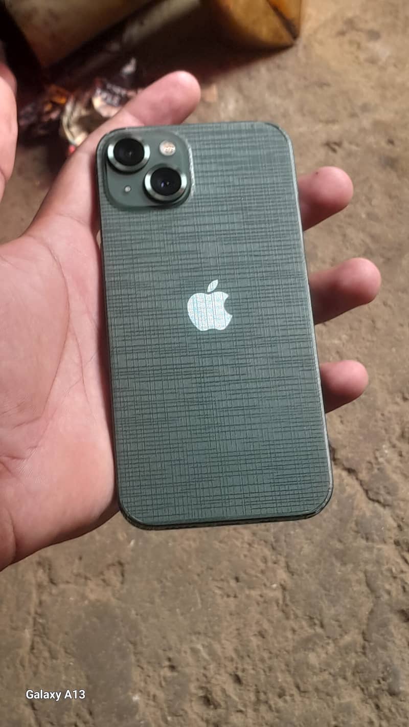 Apple iPhone 13 5