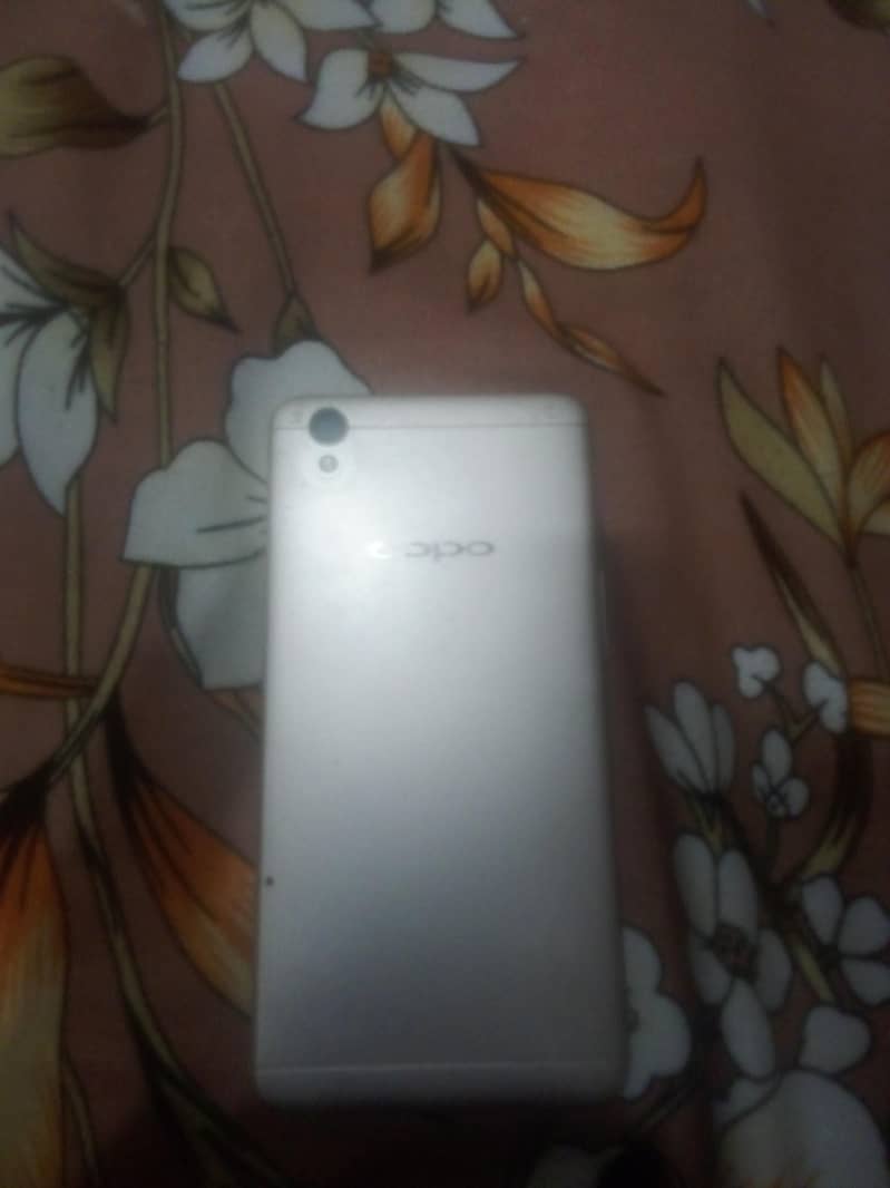 OPPO A37 1