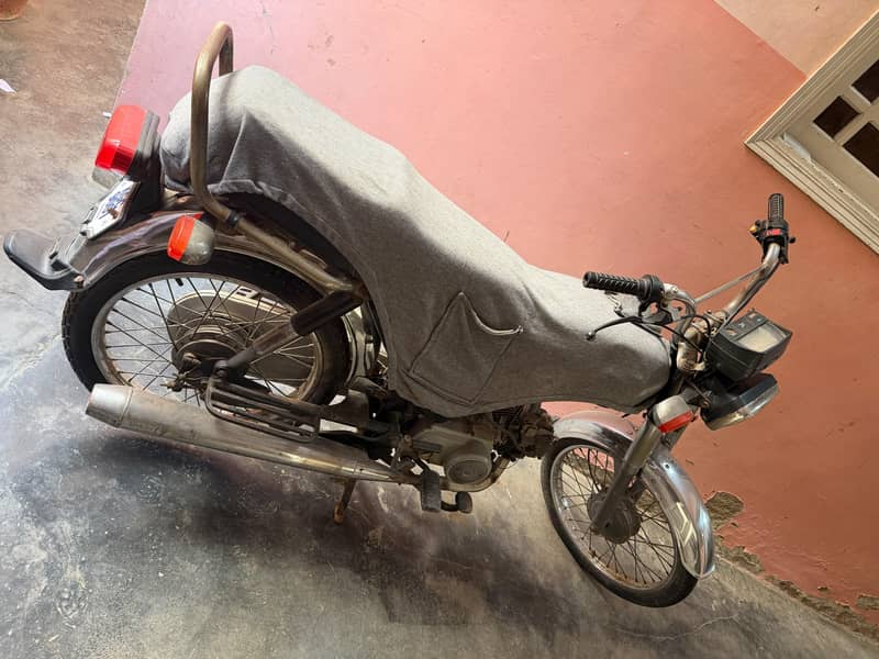 Unique 70 2012 Model – Excellent Condition – Documents Complete 0