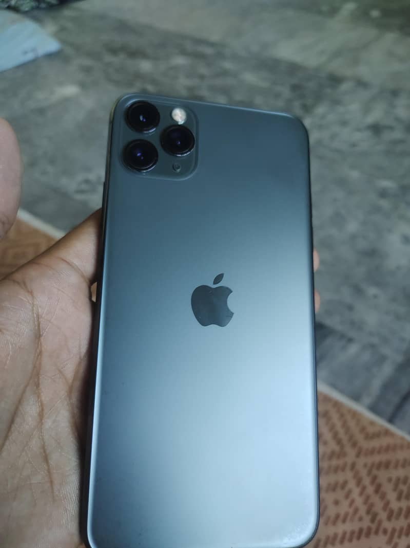 Apple iPhone 11 Pro Max 0