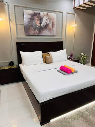 One bedroom apartment per day weekly short monthly available