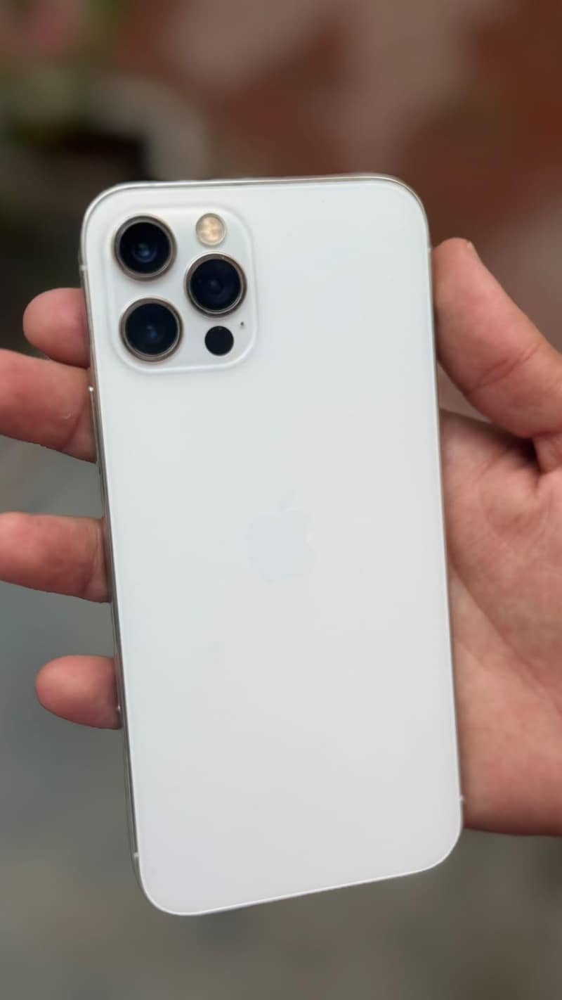 Apple iPhone 12 Pro 2