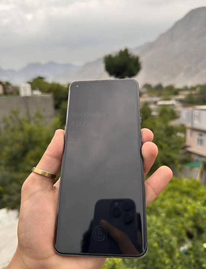 One Plus 9 Pro Condition 10)10 3