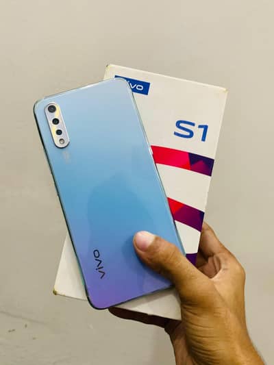 Vivo S1