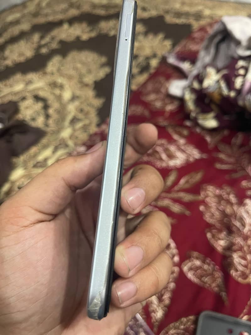 Tecno 40C 3