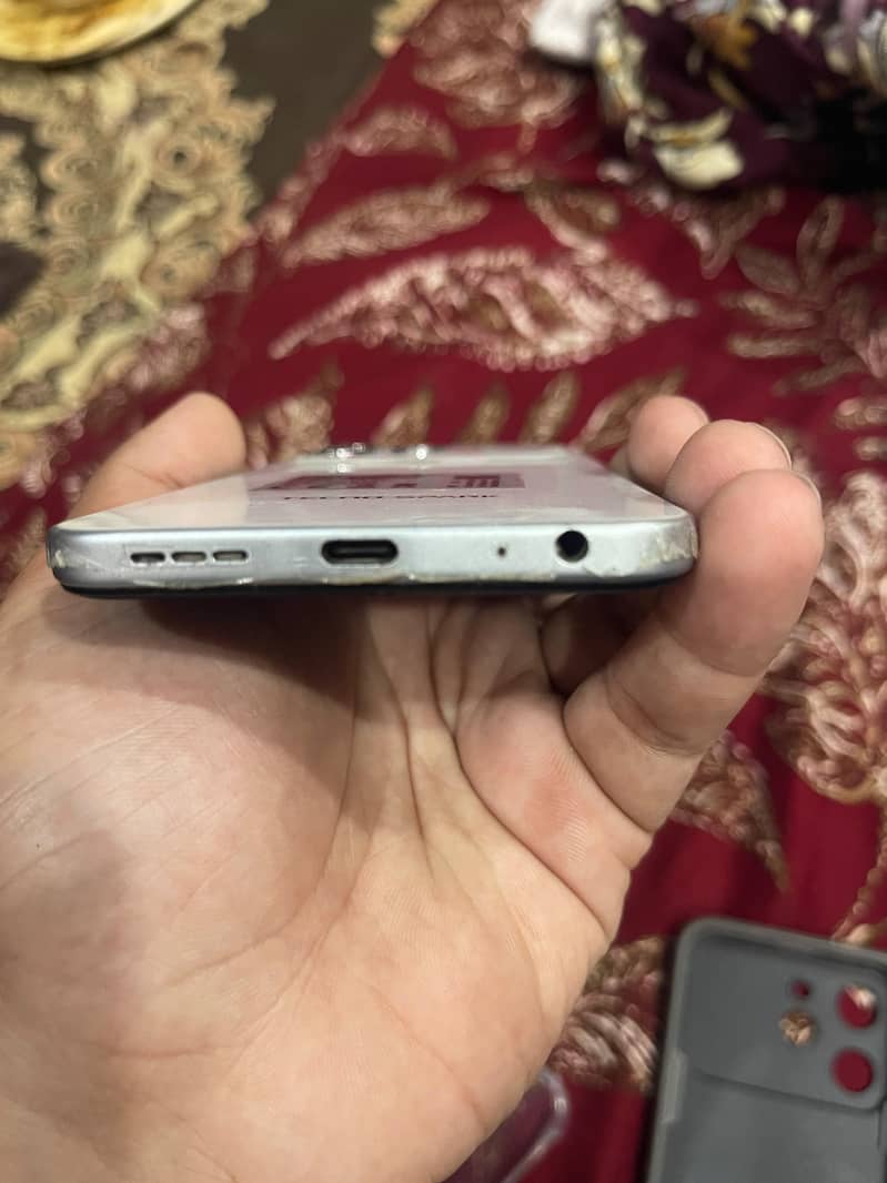 Tecno 40C 4