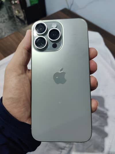 Apple iPhone 15 Pro Max