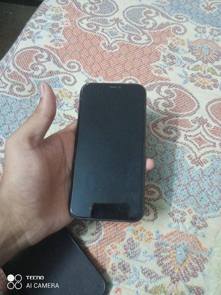 Apple iPhone 11 1