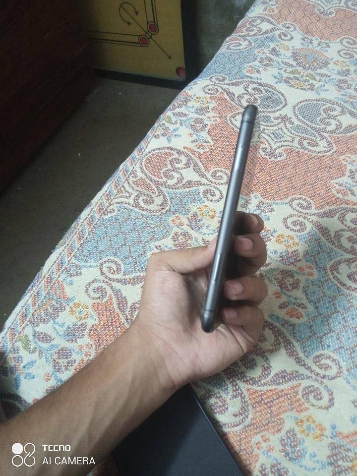 Apple iPhone 11 9