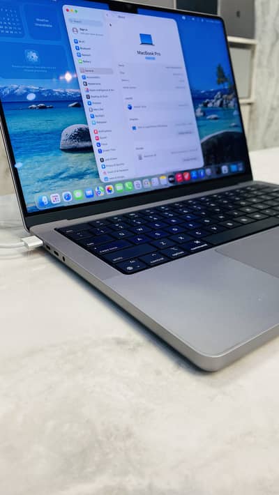 MacBook M1 Pro 14" (2021)
