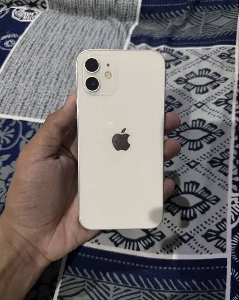 Apple iPhone 12 0