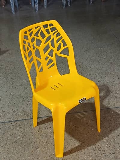 SALE!! PLASTIC CHAIR AVAILABLE AT WHOLESALE PRICES START FROM 1400