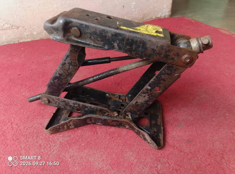 car lifter 2