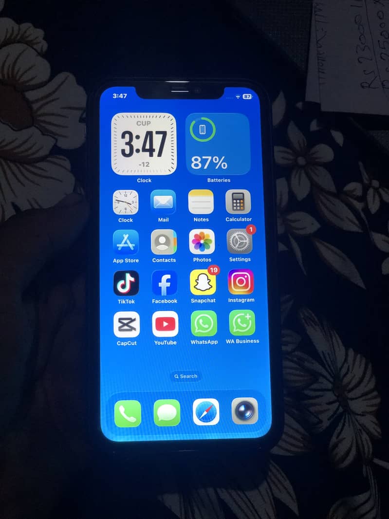 Apple iPhone 11 2