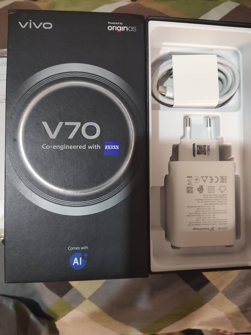 V705g 8/256 3