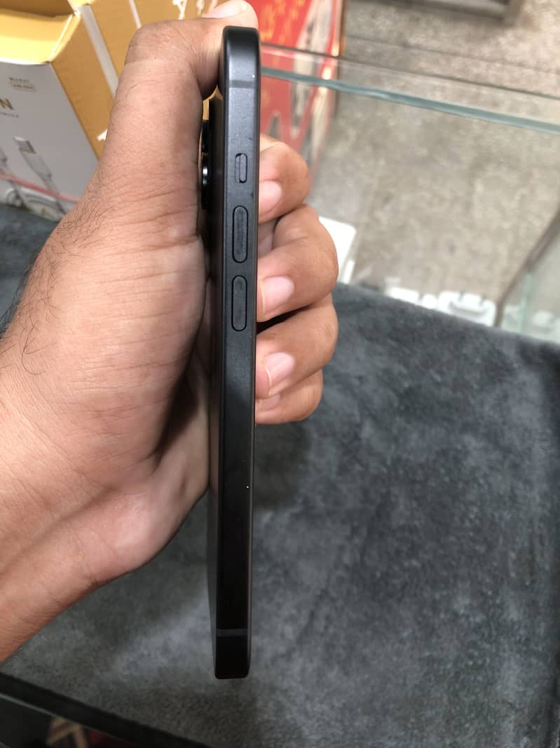 Apple iPhone 15 1