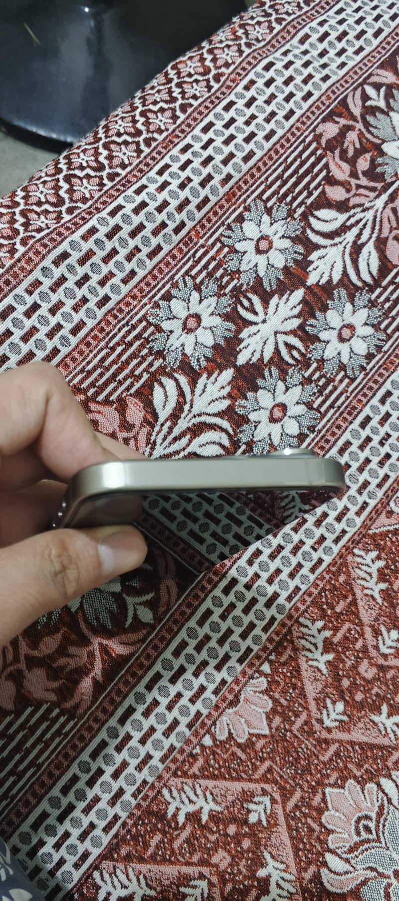 Apple iPhone 15 Pro Max 4
