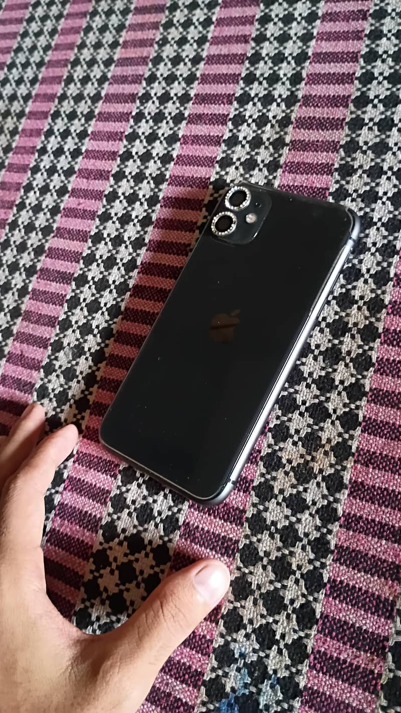 Apple iPhone 11 3