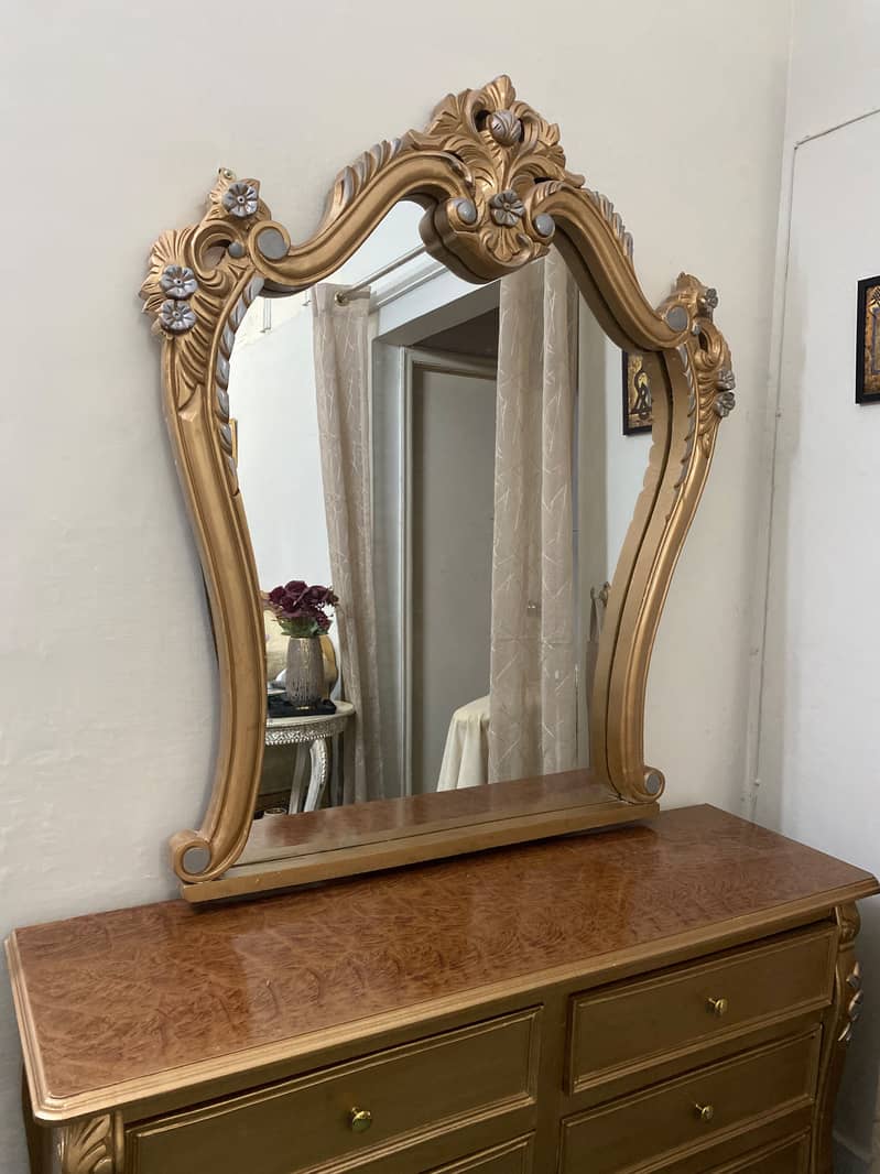 Dressing Table and Mirror 1